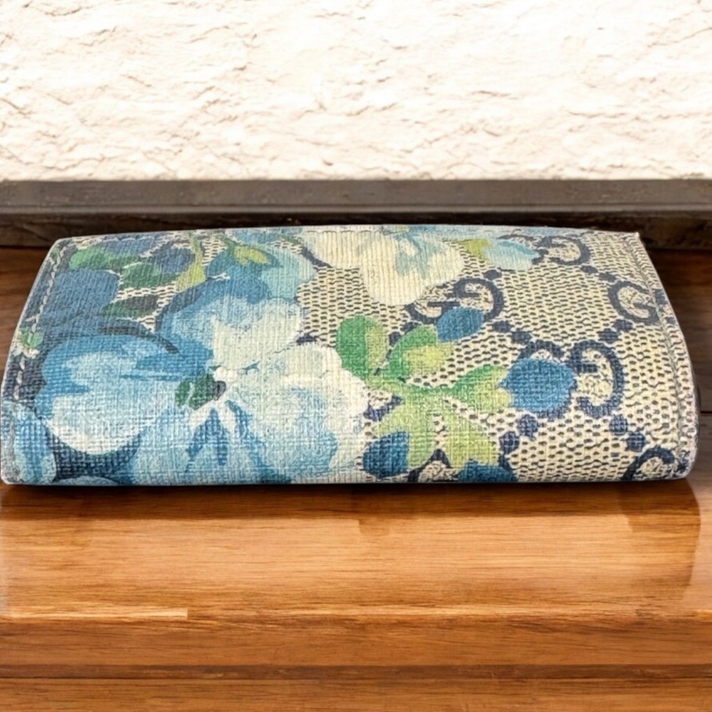 Gucci Blue Blooms GG Supreme 6 Key Holder with COA - Picture 15 of 16